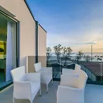 Bed & Breakfast Sunrise Beachfront 3*