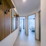 Sunrise Beachfront Bed & Breakfast 3*