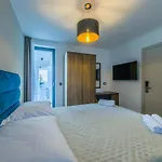 Bed & Breakfast Sunrise Beachfront Porec