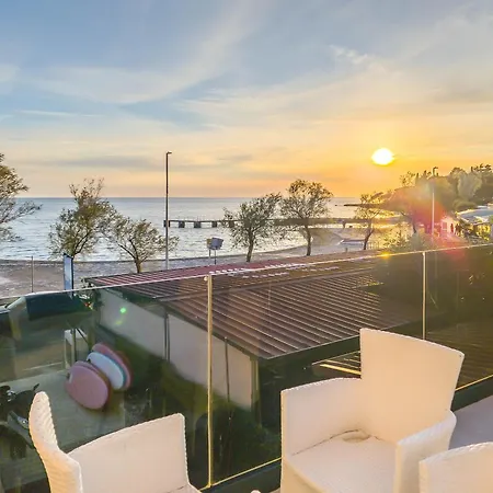 Sunrise Beachfront Poreč