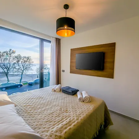 Sunrise Beachfront 3* بوريتش