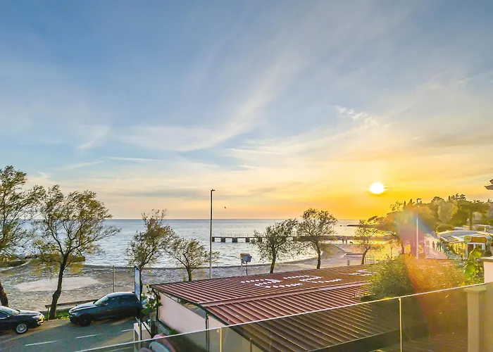 Sunrise Beachfront Пореч