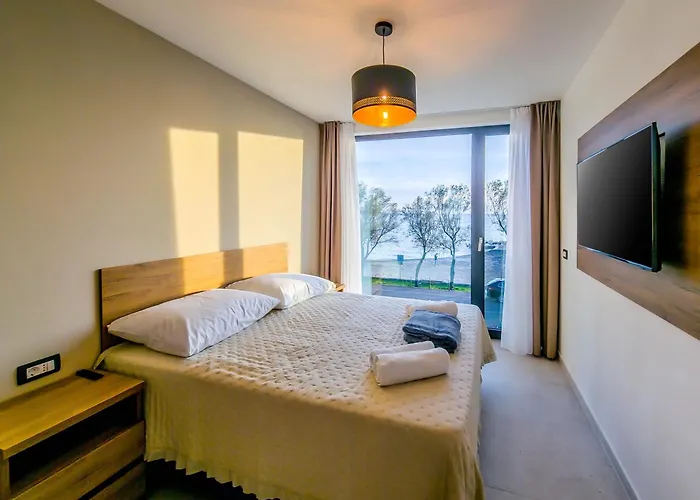 Sunrise Beachfront Пореч