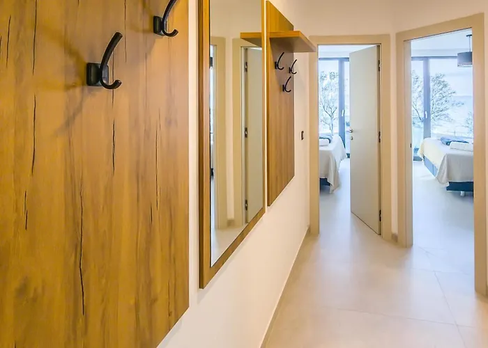 Bed & Breakfast Sunrise Beachfront Porec