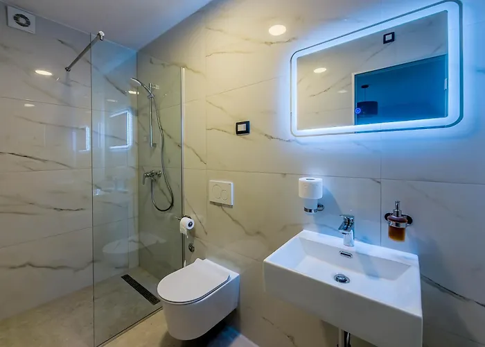 Sunrise Beachfront Bed & Breakfast Porec