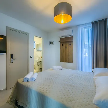 Sunrise Beachfront ベッド・アンド・ブレックファスト 3*